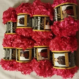 Yarn - Fashion yarn 8 skeins